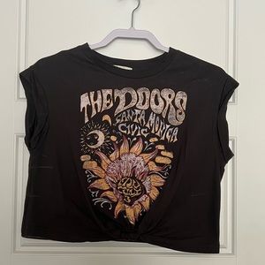 Micas crop top with knotted front